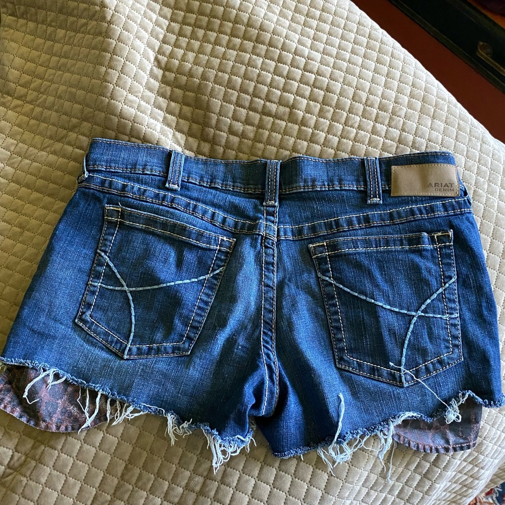 NWOT. Ariat jean shorts